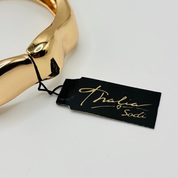 Thalia Sodi Gold Tone Wave Bangle Bracelet Hinged Chunky Statement Jewelry NWT - Picture 2 of 5